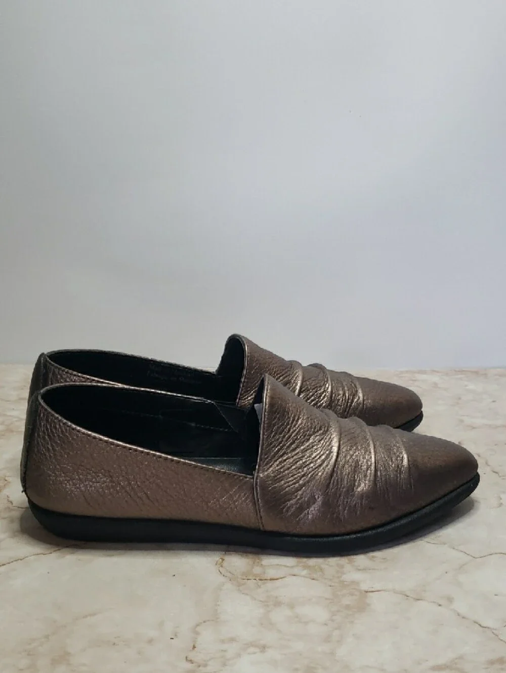 The Flexx Metallic Bronze Pointed Toe Loafers US Size 6